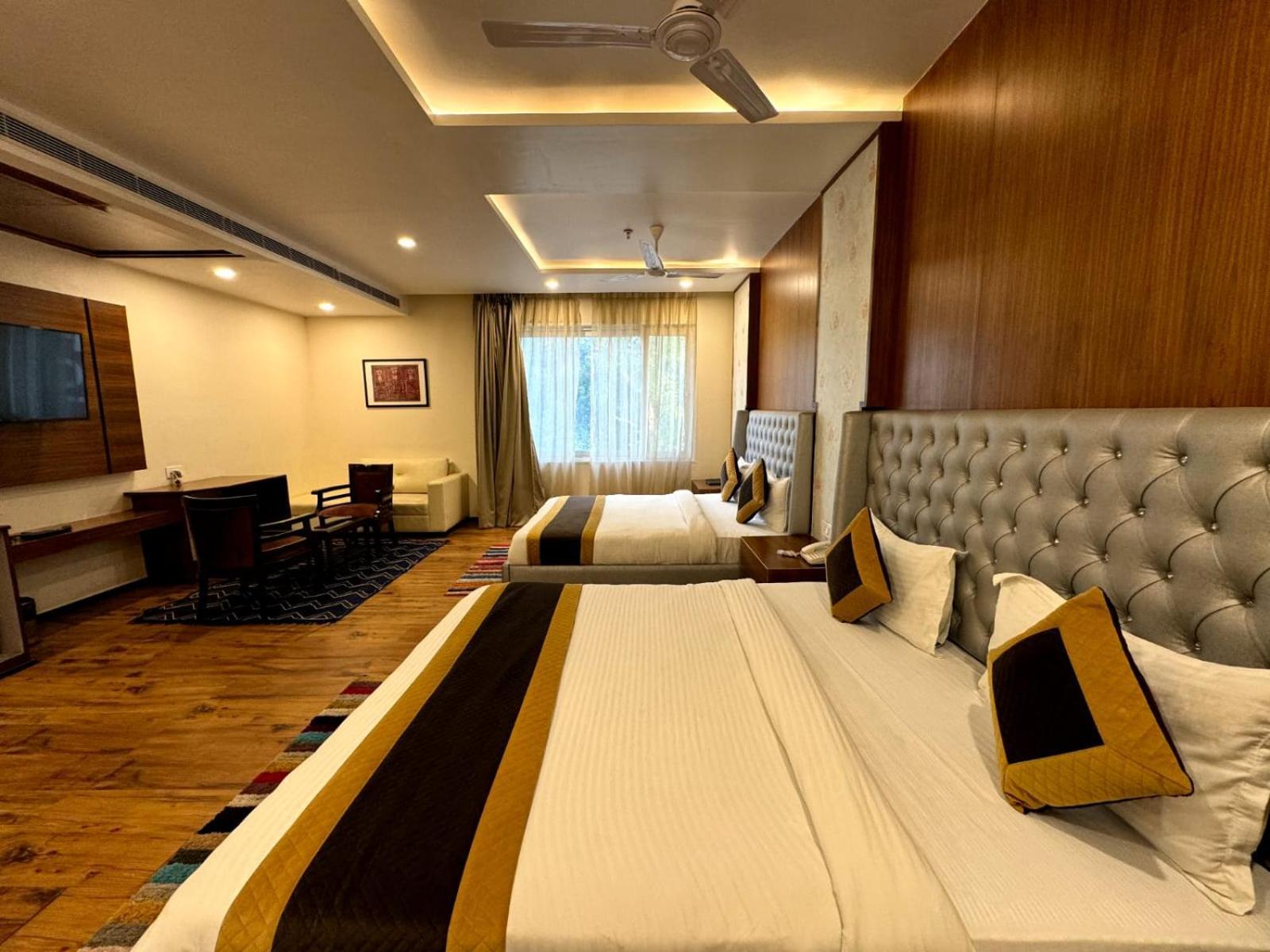 Hotel River Rhythm Assi Ghat Varanasi Exterior foto