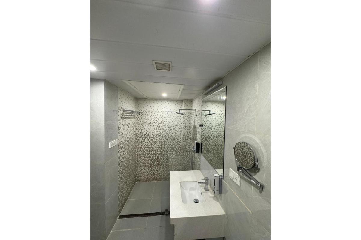Hotel River Rhythm Assi Ghat Varanasi Exterior foto